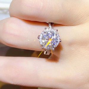 Affordable Women's 2 ct Moissanite Diamond Round Cut Halo Silver Engagement Ring